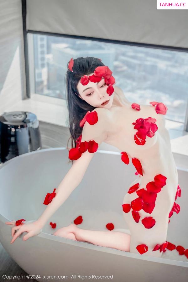   [XiuRen]高清写真图 2024.03.05 No.8175 瑜伽喵 新人美臀第52张图片